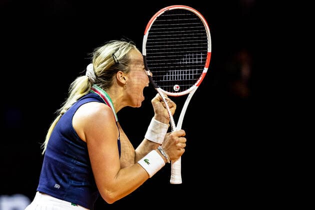 Anett Kontaveit besiegt Angelique Kerber Siegesschrei von Anett Kontaveit Tennis Damen Porsche-Cup Porsche Tennis Grand Prix GP Stuttgart 2022 Porsche-Arena 20.04.2022 Porsche Tennis Grand Prix Stuttgart 2022, 20.04.2022 Stuttgart Copyright: xEibner-Pressefoto RogerxBuerkex EP_EER