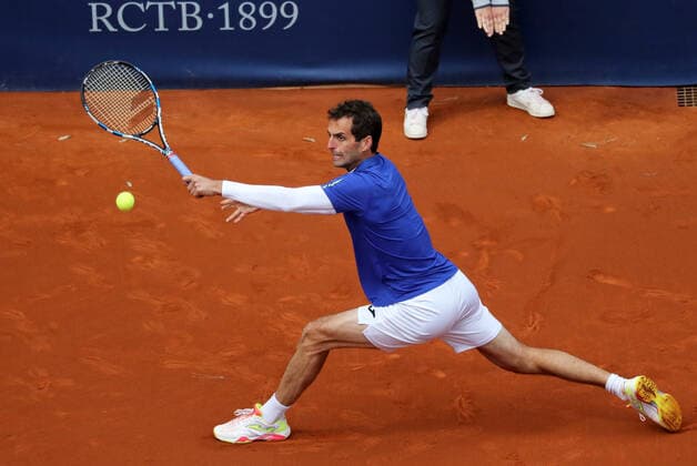 Barcelona Open Banc Sabadell 2022 - Day Three Albert Ramos Vinolas during the match against Lloyd Harris, corresponding to the Barcelona Open Banc Sabadell tennis tournament, 69th Conde de Godo Trophy, in Barcelona, on 20th April 2022. Barcelona Barcelona Spain  Copyright: xUrbanandsportx originalFilename:urbanandsport-barcelon220420_np5hW.jpg