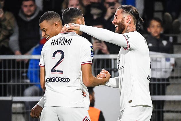 April 20, 2022, Angers, France, France: Sergio RAMOS of PSG celebrate his goal with Achraf HAKIMI of PSG and Kylian MBAPPE of PSG during the Ligue 1 match between Angers SCO and Paris Saint-Germain (PSG) at Raymond-Kopa stadium on April 20, 2022 in Angers, France. Angers France - ZUMAm308 20220420_zsp_m308_009 Copyright: xMatthieuxMirvillex