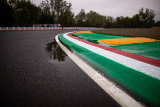 Track ambiance during the Formula 1 Grand Premio del Made in Italy e dell Emilia-Romagna 2022, 4th round of the 2022 FIA Formula One World Championship, WM, Weltmeisterschaft on the Imola Circuit, from April 22 to 24, 2022 in Imola, Italy - F1 - EMILIA ROMAGNA GRAND PRIX 2022 DPPI Panoramic  00122010__B2_2217