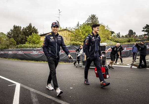 2022-04-21 13:21:51 IMOLA - Sergio Perez (Oracle Red Bull Racing) arriving at the Autodromo Enzo e Dino Ferrari in Imola ahead of the Emilia Romagna F1 Grand Prix. REMKO DE WAAL netherlands out - belgium out Imola xVIxxIVx
