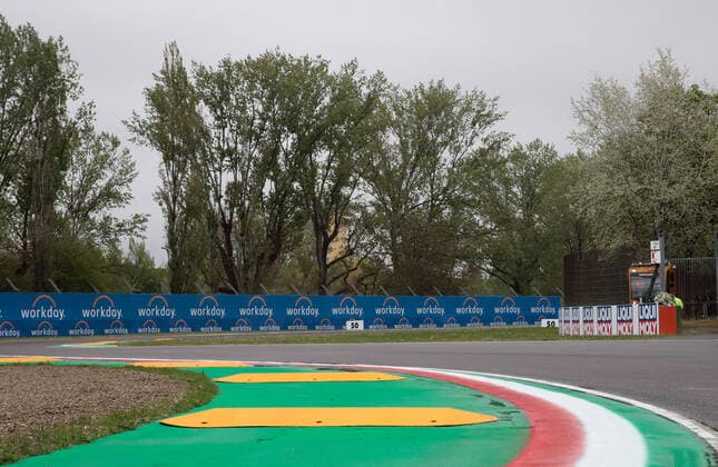 Imola, Curbs koennten für die neuen Formel 1 Autos zum Problem werden, ITA, Formel 1 Grand Prix Emilia Romagna, Imola, 21.04.2022 ITA, Formel 1 Grand Prix Emilia Romagna, Imola, 21.04.2022