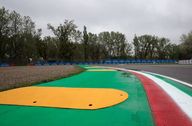 Imola, Curbs koennten für die neuen Formel 1 Autos zum Problem werden, ITA, Formel 1 Grand Prix Emilia Romagna, Imola, 21.04.2022 ITA, Formel 1 Grand Prix Emilia Romagna, Imola, 21.04.2022