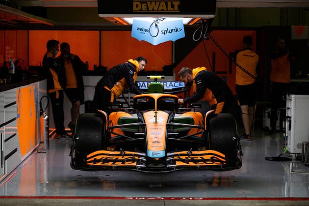 04 NORRIS Lando (gbr), McLaren F1 Team MCL36, during the Formula 1 Grand Premio del Made in Italy e dell Emilia-Romagna 2022, 4th round of the 2022 FIA Formula One World Championship, WM, Weltmeisterschaft on the Imola Circuit, from April 22 to 24, 2022 in Imola, Italy - F1 - EMILIA ROMAGNA GRAND PRIX 2022 DPPI Panoramic  00122010__B2_2535