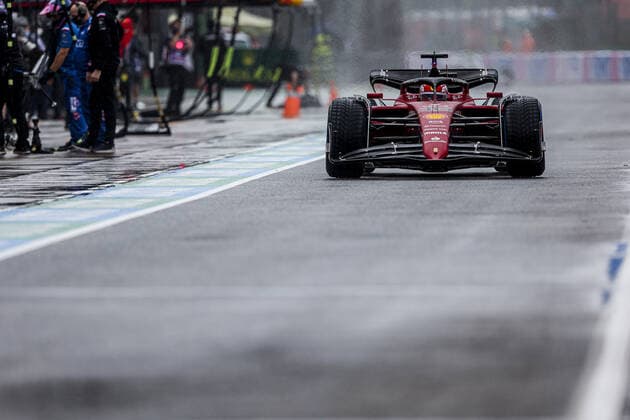 Sport Bilder des Tages 16 LECLERC Charles (mco), Scuderia Ferrari F1-75, action during the Formula 1 Grand Premio del Made in Italy e dell Emilia-Romagna 2022, 4th round of the 2022 FIA Formula One World Championship, WM, Weltmeisterschaft on the Imola Circuit, from April 22 to 24, 2022 in Imola, Italy - F1 - EMILIA ROMAGNA GRAND PRIX 2022 DPPI Panoramic  00122010_G00D0220.JPG_