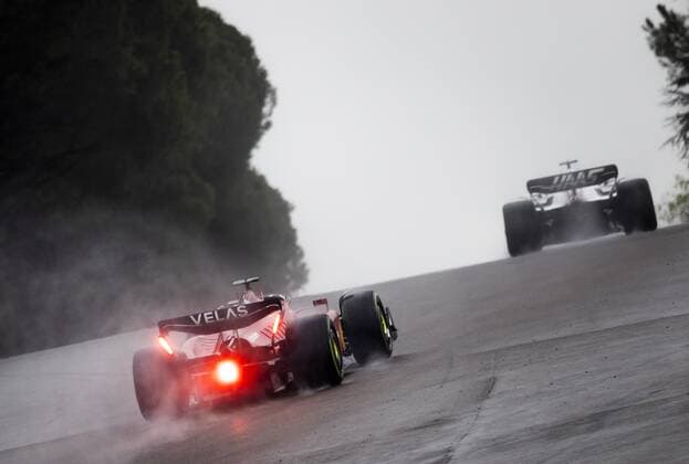 IMOLA - Charles Leclerc (Ferrari) on track during 1st practice session ahead of the Emilia Romagna F1 Grand Prix at Autodromo Enzo e Dino Ferrari on April 22, 2022 in Imola, Italy. REMKO DE WAAL GP Emilia - Romagna 2022 - Practice 1 2022 xVIxANPxSportx xxANPxIVx