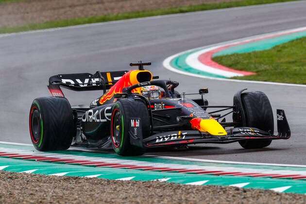 1 Max Verstappen (NLD, Oracle Red Bull Racing), F1 Grand Prix of Emilia Romagna at Autodromo Enzo e Dino Ferrari on April 22, 2022 in Imola, Italy. (Photo by HOCH ZWEI) Imola Italy