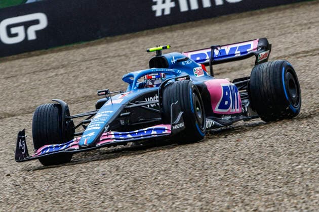 31 Esteban Ocon (FRA, BWT Alpine F1 Team), F1 Grand Prix of Emilia Romagna at Autodromo Enzo e Dino Ferrari on April 22, 2022 in Imola, Italy. (Photo by HOCH ZWEI) Imola Italy