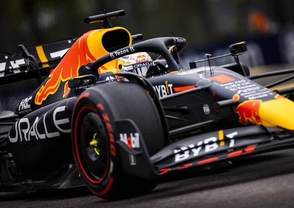 IMOLA - Max Verstappen (Oracle Red Bull Racing) on track during qualifying ahead of the F1 Grand Prix of Emilia Romagna at Autodromo Enzo e Dino Ferrari on April 22, 2022 in Imola, Italy. REMKO DE WAAL GP Emilia - Romagna 2022 - Qualify 2022 xVIxANPxSportx xxANPxIVx