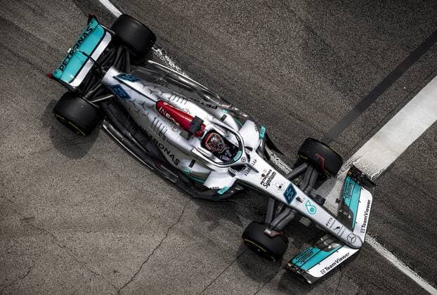 IMOLA - George Russell (63) with the Mercedes W13 on track during practice 2 ahead of the Emilia Romagna F1 Grand Prix at Autodromo Enzo e Dino Ferrari on April 23, 2022 in Imola, Italy. REMKO DE WAAL GP Emilia - Romagna 2022 - Practice 2 2022 xVIxANPxSportx xxANPxIVx