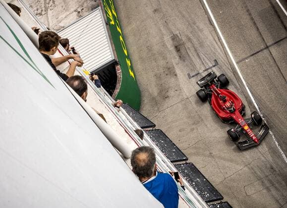 IMOLA - Charles Leclerc (16) with the Ferrari on the track during the 2nd practice session ahead of the F1 Grand Prix of Emilia Romagna at Autodromo Enzo e Dino Ferrari on April 23, 2022 in Imola, Italy. REMKO DE WAAL GP Emilia - Romagna 2022 - Practice 2 2022 xVIxANPxSportx xxANPxIVx