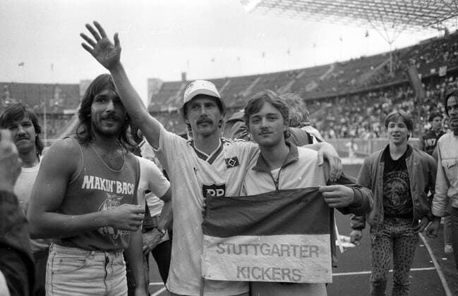 DFB-Pokal Finale 1987 Hamburger SV - Stuttgarter Kickers Deutschland, Berlin, 20.06.1987, Fussball, DFB-Pokal, Saison 1986 1987, Finale Berlin, Hamburger SV - Stuttgarter Kickers (3:1): Dirk Kurtenbach (Stuttgarter Kickers), DFL DFB REGULATIONS PROHIBIT ANY USE OF PHOTOGRAPHS AS IMAGE SEQUENCES AND OR QUASI-VIDEO. *** DFB Pokal Final 1987 Hamburger SV Stuttgarter Kickers Germany, Berlin, 20 06 1987, Football, DFB Pokal, Season 1986 1987, Final Berlin, Hamburger SV Stuttgarter Kickers 3 1 Dirk Kurtenbach Stuttgarter Kickers , DFL DFB REGULATIONS PROHIBIT ANY USE OF PHOTOGRAPHS AS IMAGE SEQUENCES AND OR QUASI VIDEO