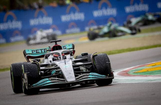 IMOLA - George Russell (63) driving the Mercedes W13 during the Emilia Romagna F1 Grand Prix at Autodromo Enzo e Dino Ferrari on April 24, 2022 in Imola, Italy. REMKO DE WAAL GP Emilia - Romagna 2022 - RACE 2022 xVIxANPxSportx xxANPxIVx