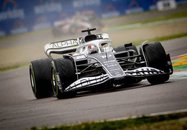 IMOLA - Pierre Gasly (10) driving the AlphaTauri AT03 during the Emilia Romagna F1 Grand Prix at Autodromo Enzo e Dino Ferrari on April 24, 2022 in Imola, Italy. REMKO DE WAAL GP Emilia - Romagna 2022 - RACE 2022 xVIxANPxSportx xxANPxIVx
