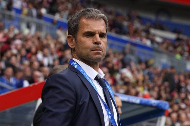 Lyon, France, 24th April 2022. Didier Olle-Nicolle Head coach of PSG looks on during the UEFA Womens Champions League match at OL Stadium, Lyon. Picture credit should read: Jonathan Moscrop Sportimage EDITORIAL USE ONLY. No use with unauthorised audio, video, data, fixture lists, club league logos or live services. Online in-match use limited to 120 images, no video emulation. No use in betting, games or single club league player publications. SPI-1643-0006