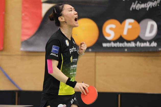 Sport Themen der Woche KW16 Sport Bilder des Tages Langstadt 24.04.2022 Tischtennis Damen Bundesliga Finale Saison 2022 TSV Langstadt - ttc Eastside Berlin e.V. emspor, emonline, oespor, v.l., Xiaona Shan (ttc eastside berlin e.V.) jubelt *** Langstadt 24 04 2022 table tennis womens national league final season 2022 TSV Langstadt ttc Eastside Berlin e V emspor, emonline, oespor, v l , Xiaona Shan ttc eastside berlin e V cheers Copyright: JoaquimxFerreira