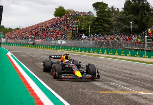 1 Max Verstappen (NLD, Oracle Red Bull Racing), F1 Grand Prix of Emilia Romagna at Autodromo Enzo e Dino Ferrari on April 24, 2022 in Imola, Italy. (Photo by HOCH ZWEI) Imola Italy