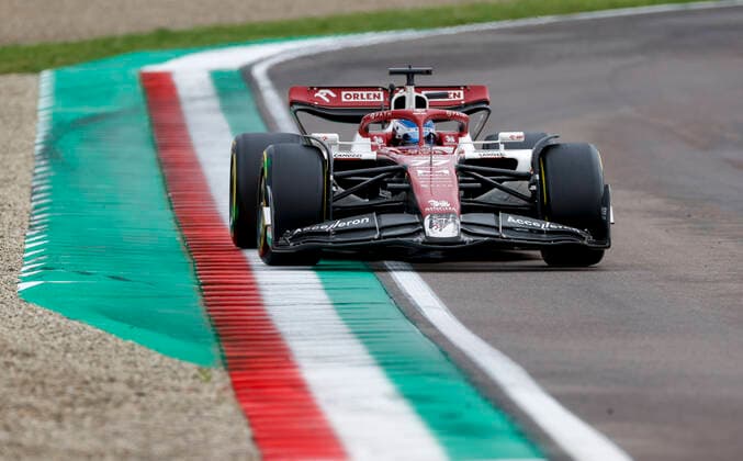 77 Valtteri Bottas (FIN, Alfa Romeo F1 Team ORLEN), F1 Grand Prix of Emilia Romagna at Autodromo Enzo e Dino Ferrari on April 24, 2022 in Imola, Italy. (Photo by HOCH ZWEI) Imola Italy