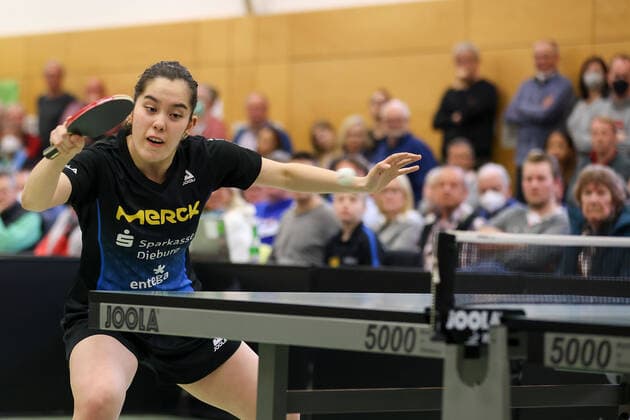 Langstadt 24.04.2022 Tischtennis Damen Bundesliga Finale Saison 2022 TSV Langstadt - ttc Eastside Berlin e.V. emspor, emonline, oespor, v.l., Franziska Schreiner (TSV Langstadt Tischtennis Damen 1.Bundesliga)