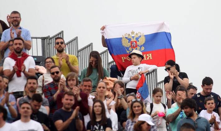 Serbia Tennis Open Djokovic - Rublev 8174658 24.04.2022 Russia s fans watch the final match of the Serbia Open tennis tournament, in Belgrade, Serbia. Alexandar Djorovich Sputnik Belgrade Serbia  Copyright: xAlexandarxDjorovichx