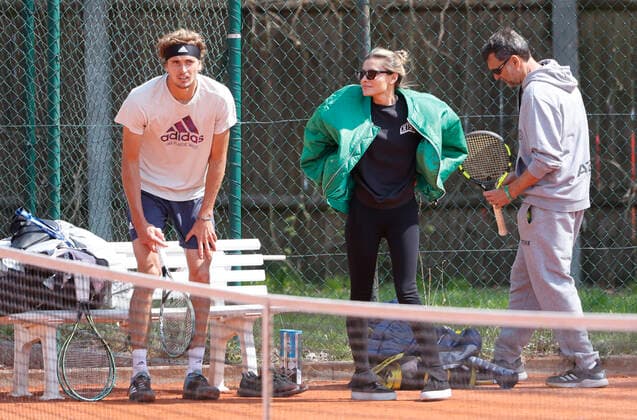 25.04.2022, BMW Open, MTTC Iphitos Muenchen, Tennis. im Bild: Alexander Zverev Sophia Thomalla und Trainer
