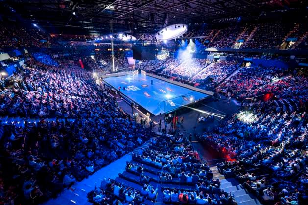 Hamburg, Deutschland 24. April 2022: Handball DHB-Pokal - 21 22 - Finale - THW Kiel vs. SC Magdeburg Übersicht Barclays Arena, Innenansicht, Feature-Bild Hamburg Barclays Arena Hamburg Deutschland