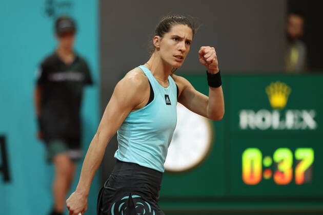 Sport Themen der Woche KW17 Sport Bilder des Tages April 26, 2022, MADRID, MADRID, SPAIN: Andrea Petkovic of Germany in action against Misaki Doi of Japan during the Qualifiers 1 during the Mutua Madrid Open 2022 celebrated at La Caja Magica on April 26, 2022, in Madrid, Spain. MADRID SPAIN - ZUMAa181 20220426_zaa_a181_109 Copyright: xOscarxJ.xBarrosox