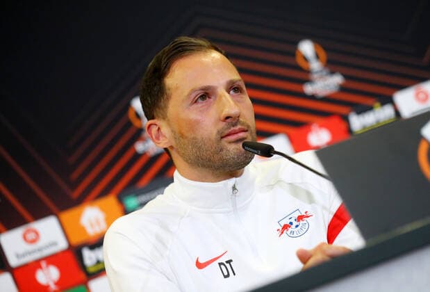 RB Leipzig - Pressekonferenz 27.04.2022 Leipzig, 27.04.2022, RBL Trainingszentrum, Fussball, Eropa League , RB Leipzig, Pressekonferenz vor dem EL Spiel gegen Glasgow Rangers , Im Bild: Cheftrainer Domenico Tedesco (RB Leipzig) ,