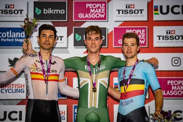 MORA VEDRI Sebastian, WOOD Oliver, VAN DEN BOSSCHE Fabio: UCI Track Nations Cup Glasgow 2022 MORA VEDRI Sebastian ( ESP ) SPAIN Second Place - WOOD Oliver ( GBR ) GREAT BRITAIN Winner - First Place - VAN DEN BOSSCHE Fabio ( BEL ) BELGIUM Third Place Award Ceremony - Medal Ceremony - Podium - Querformat - quer - horizontal - Landscape - Event Veranstaltung: UCI Track Nations Cup Glasgow 2022 - Category Kategorie: Cycling - Track cycling, Rad, Radsport, Bahnrad, Bahn Track Nations Cup - Elite Men - Location Ort: Europe Great Britain - Scotland - Glasgow - Sir Chris Hoy Arena - Discipline: Omnium - Distance: ... m - Date Datum: 24.04.2022 Sunday Day 4 -