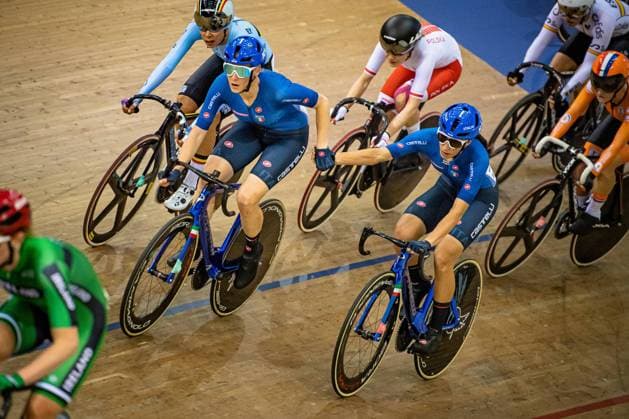 BALSAMO Elisa, GUAZZINI Vittoria: UCI Track Nations Cup Glasgow 2022 BALSAMO Elisa - GUAZZINI Vittoria ( ITA ) ITALY Querformat - quer - horizontal - Landscape - Event Veranstaltung: UCI Track Nations Cup Glasgow 2022 - Category Kategorie: Cycling - Track cycling, Rad, Radsport, Bahnrad, Bahn Track Nations Cup - Elite Women - Location Ort: Europe Great Britain - Scotland - Glasgow - Sir Chris Hoy Arena - Discipline: Madison - Distance: 30 km - Date Datum: 24.04.2022 Sunday Day 4 -