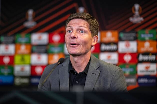 27.04.2022, xkvx, Fussball UEFA Europa League, Eintracht Frankfurt - Pressekonferenz emspor, v.l. Trainer Oliver Glasner (Eintracht Frankfurt) (DFL DFB REGULATIONS PROHIBIT ANY USE OF PHOTOGRAPHS as IMAGE SEQUENCES and or QUASI-VIDEO) London