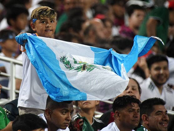 Guatemala s fans cheer up for their team against Mexico, during a friendly match at Camping World Stadium in Orlando, Florida, USA, 27 April 2022. Mexico - Guatemala !ACHTUNG: NUR REDAKTIONELLE NUTZUNG!  Copyright: xGerardoxMorax AME4705 20220428-5363272295813ef9576fb33e81c5b2d990e7ef0f