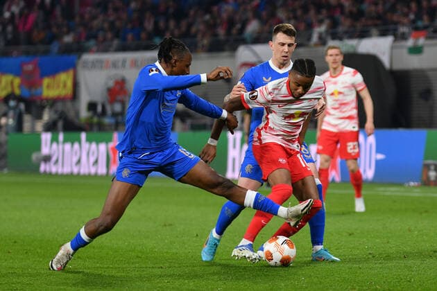 Joe Aribo (Glasgow Rangers) li., Ryan Jack (Glasgow Rangers) Mitte und Christopher Nkunku (RB Leipzig) re., RB Leipzig vs. Glasgow Rangers, Fussball, Europa League, 28.04.2022 DFB DFL REGULATIONS PROHIBIT ANY USE OF PHOTOGRAPHS AS IMAGE SEQUENCES AND OR QUASI-VIDEO RB Leipzig vs. Glasgow Rangers, Fussball, Europa League, 28.04.2022 Leipzig Copyright: xBertxHarzer xEibner-Pressefotox