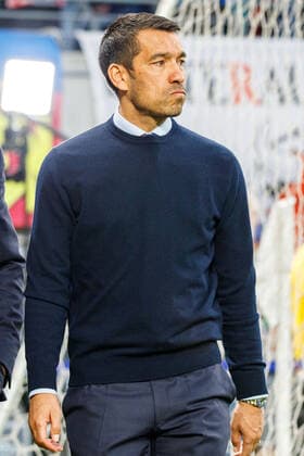 Leipzig, Deutschland 28. April 2022: Europa League - 2021 2022 - RB Leipzig vs. Glasgow Rangers Trainer Coach Giovanni van Bronckhorst (Rangers FC) ist enttaeuscht Red Bull Stadion Sachsen Copyright: xFotostandx xMatybax