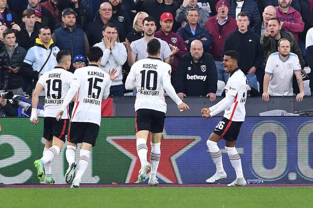 Fußball Europa League Halbfinale West Ham United - Eintracht Frankfurt am 28.04.2022 im Olympiastadion London in London Torjubel Jubel Tor zum 0:1 durch Ansgar Knauff ( Frankfurt )