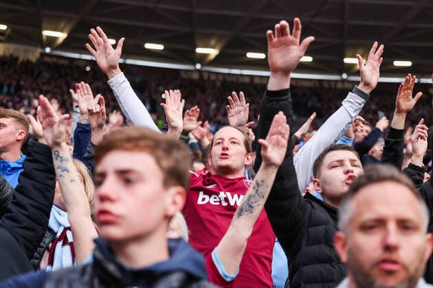 Mandatory Credit: Photo by Simon Dael Shutterstock (12914205ch) West Ham United fans West Ham United v Eintracht Frankfurt, UEFA Europa League, Semi-Final, First Leg, Football, The London Stadium, London, UK - 28 Apr 2022 EDITORIAL USE ONLY No use with unauthorised audio, video, data, fixture lists, club league logos or live services. Online in-match use limited to 120 images, no video emulation. No use in betting, games or single club league player publications. West Ham United v Eintracht Frankfurt, UEFA Europa League, Semi-Final, First Leg, Football, The London Stadium, London, UK - 28 Apr 2022 EDITORIAL USE ONLY No use with unauthorised audio, video, data, fixture lists, club league logos or live services. Online in-match use limited to 120 images, no video emulation. No use in betting, games or single club league player publications. Copyright: xSimonxDael Shutterstockx 12914205ch