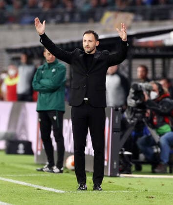 RB Leipzig - Glasgow Rangers 28.04.2022 Leipzig, 28.04.2022, Red Bull Arena, Fussball, UEFA Europa League, Halbfinale Hinspiel, RB Leipzig vs. Rangers FC Glasgow , Im Bild; Trainer Domenico Tedesco, RB Leipzig , UEFA regulations prohibit any use of photographs as image sequences and or quasi-video.