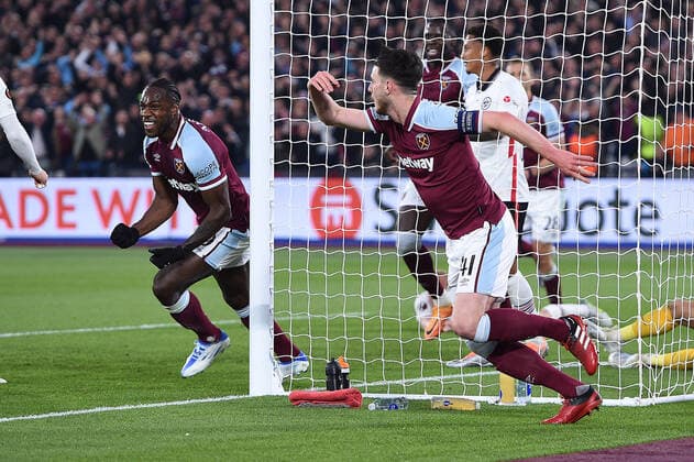 Fußball Europa League Halbfinale West Ham United - Eintracht Frankfurt am 28.04.2022 im Olympiastadion London in London Torjubel Jubel Tor zum 1:1 durch Michail Antonio ( West Ham )