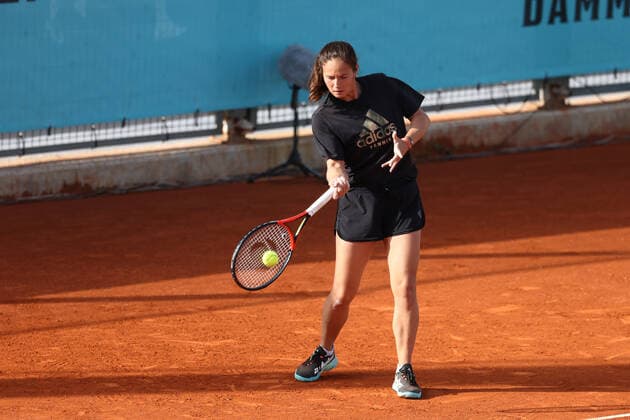 April 29, 2022, MADRID, MADRID, SPAIN: Daria Kasatkina of Russia practices during the Mutua Madrid Open 2022 celebrated at La Caja Magica on April 29, 2022, in Madrid, Spain. MADRID SPAIN - ZUMAa181 20220429_zaa_a181_015 Copyright: xOscarxJ.xBarrosox