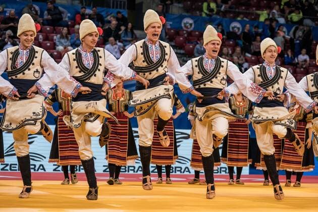 Bilder des Jahres 2022, Sport 04 April Sport Themen der Woche KW17 Sport Bilder des Tages JUDO - EJU European Championships 2022 SOFIA,BULGARIA,29.APR.22 - JUDO - EJU European Championships. Image shows a feature of the opening ceremony.  GEPAxpictures xJohannesxFriedl