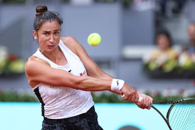 April 29, 2022, Madrid, Spain: Sara Sorribes of Spain in action against A. Pavliuchenkova of Russia during the Mutua Madrid Open 2022 celebrated at La Caja Magica. MADRID SPAIN - ZUMAa181 20220429_zaa_a181_206 Copyright: xOscarxJ.xBarrosox