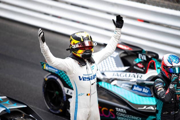 Sport Themen der Woche KW17 Sport Bilder des Tages VANDOORNE Stoffel (bel), Mercedes-EQ Silver Arrow 02, portrait during the 2022 Monaco ePrix, 4th meeting of the 2021-22 ABB FIA Formula E World Championship, WM, Weltmeisterschaft on the Circuit de Monaco from April 29 to 30, in Monaco - AUTO - 2022 FORMULA E MONACO ePRIX DPPI Panoramic  03422005__F_13241