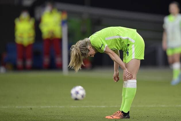 WOLFSBURG - Kathrin-Julia Hendrich of VFL Wolfsburg after the women s Champions League semifinal match between VFL Wolfsburg and FC Barcelona, Barca at the VFL Wolfsburg Arena on April 30, 2022 in Wolfsburg, Germany. ANP Dutch Height Gerrit van Keulen Women s Champions League semi final 2e leg 2021 2022 xVIxANPxSportx xGerritxvanxKeulenxIVx