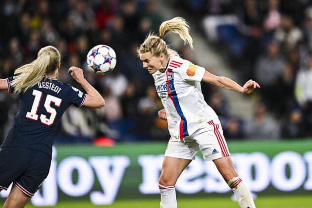 second but de Ada Hegerberg (OL) qui sera refuse FOOTBALL : PSG vs OL feminines - 1 2 finale retour League des Champions - 30 04 2022 JBAutissier Panoramic 