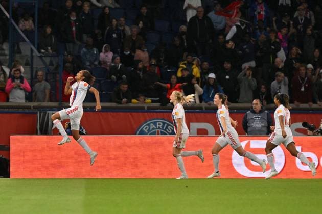 Parc des Princes Wendie Renard ( 3 Olympique Lyonnais) celebrates her goal during the UEFA Womens Champions League semifinal between Paris Saint-Germain FC and Olympique Lyonnais at Parc des Princes in Paris, France Cristiano Mazzi SPP Paris Saint-Germain FC v Olympique Lyonnais - UEFA Womens Champions League semifinal - Parc des Princes - Paris, France 
