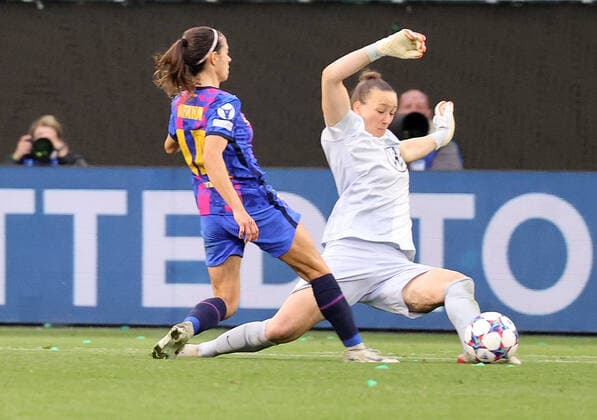 Aitana FC Barcelona, Barca scheitert an Almuth Schult (VfL Wolfsburg) DFL REGULATIONS PROHIBIT ANY USE OF PHOTOGRAPHS AS IMAGE SEQUENCES AND OR QUASI-VIDEO.