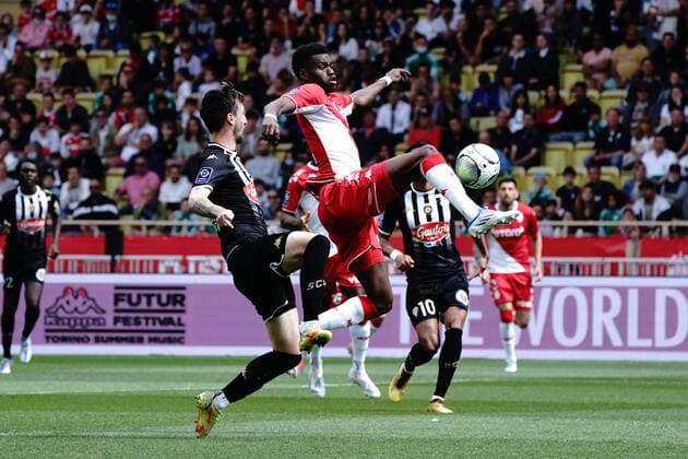 Benoit Badiashile (AS Monaco) - Marin Jakolis (Sco Angers) FOOTBALL : AS Monaco vs Angers - Ligue 1 Uber Eats - Monaco - 01 05 2022 NorbertScanella Panoramic 