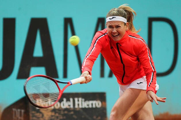 Sport Bilder des Tages May 3, 2022, MADRID, MADRID, SPAIN: Marie Bouzkova from Czech Republic in action against Ekaterina Alexandrova from Russia during the Mutua Madrid Open 2022 celebrated at La Caja Magica on May 02, 2022, in Madrid, Spain. MADRID SPAIN - ZUMAa181 20220503_zaa_a181_045 Copyright: xIrinaxR.xHipolitox