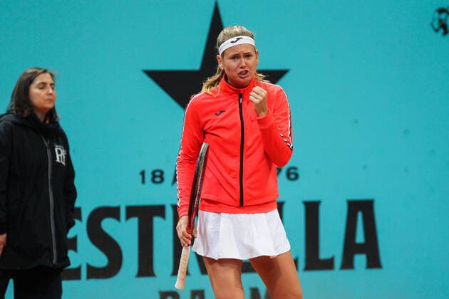 May 3, 2022, MADRID, MADRID, SPAIN: Marie Bouzkova from Czech Republic in action against Ekaterina Alexandrova from Russia during the Mutua Madrid Open 2022 celebrated at La Caja Magica on May 02, 2022, in Madrid, Spain. MADRID SPAIN - ZUMAa181 20220503_zaa_a181_052 Copyright: xIrinaxR.xHipolitox