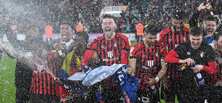 Bournemouth v Nottingham Forest Sky Bet Championship Bournemouth players celebrate promotion after the Sky Bet Championship match at the Vitality Stadium, Bournemouth Content Not Available For UK Newspapers Copyright: xJeremyxLandeyx FIL-16870-0041 UK Newspapers OUT
